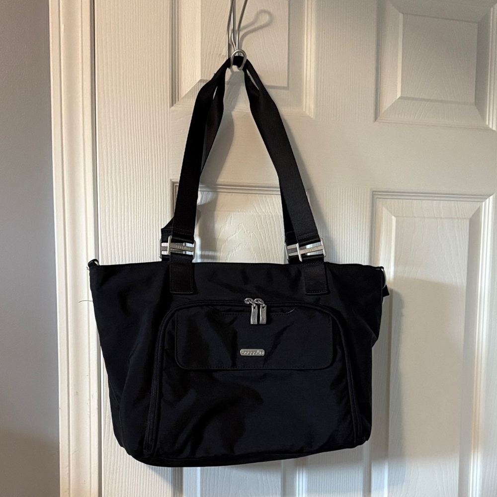 Baggallini Black Tavel Tote Bag EUC